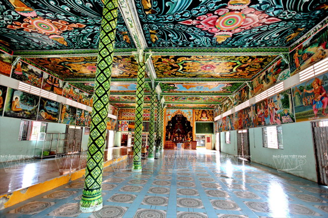 Chùa Xiên Cán - lộng lẫy kiến trúc Khmer của Bạc Liêu ảnh 11