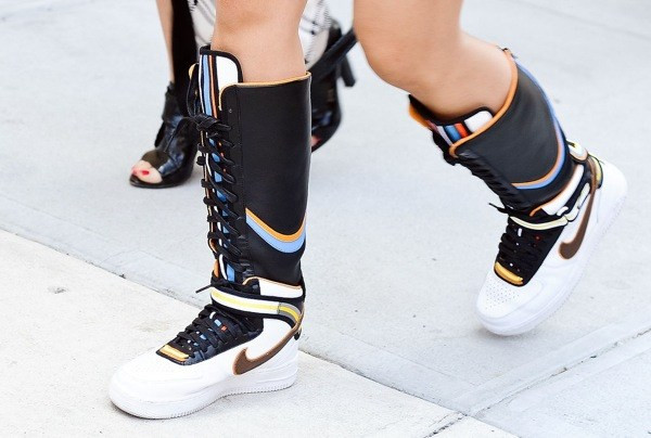 Điểm qua xu thế thời trang dạo phố trên khắp thế giới ảnh 14