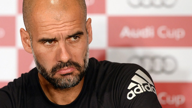 Pep Guardiola bị báo chí Đức "tấn công" sau những thất bại ảnh 1