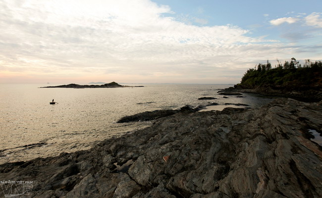 Du lịch Quảng Nam: Kỳ thú ghềnh đá Bàn Than-Biển Rạng ảnh 8