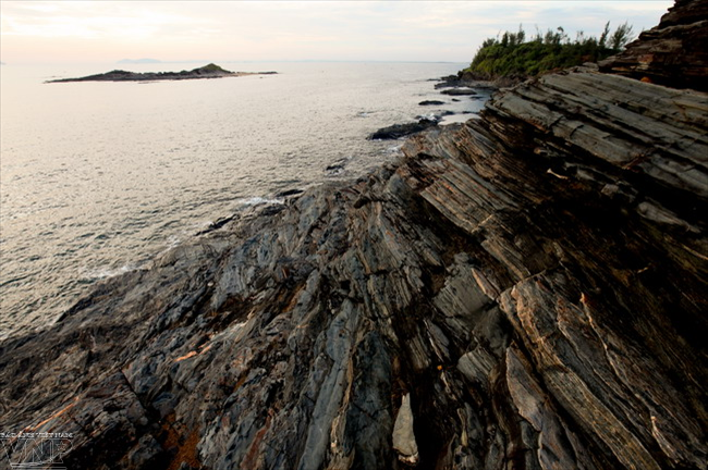 Du lịch Quảng Nam: Kỳ thú ghềnh đá Bàn Than-Biển Rạng ảnh 2