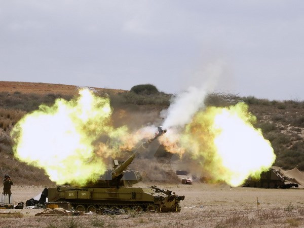 Quân đội Israel âm thầm triển khai các khẩu đội pháo gần Gaza ảnh 1