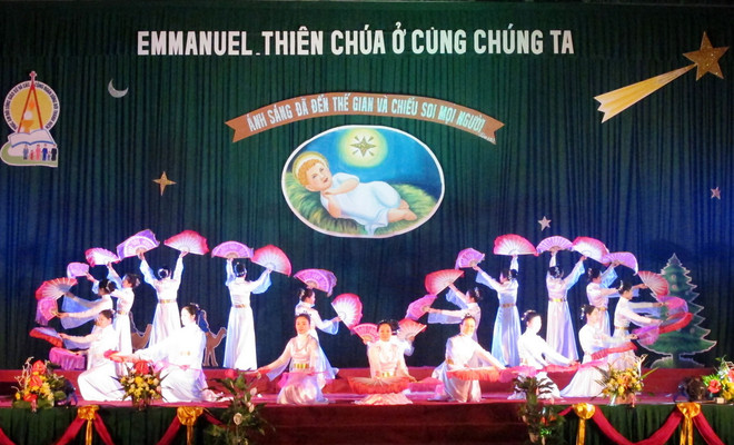 [Photo] Người dân khắp ba miền cùng chào đón Giáng sinh ảnh 16