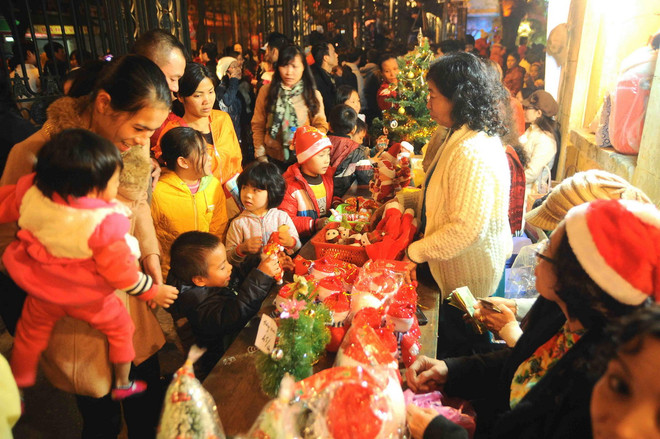 [Photo] Người dân khắp ba miền cùng chào đón Giáng sinh ảnh 3