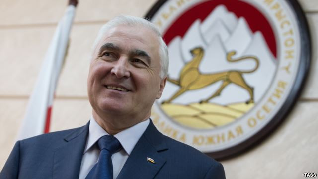 Nam Ossettia muốn trưng cầu ý dân về việc sáp nhập vào Nga ảnh 1