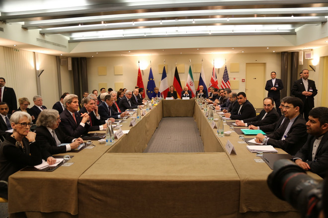 Ngoại trưởng Nga rời cuộc đàm phán về vấn đề hạt nhân Iran ảnh 1