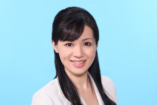 Nữ nghị sỹ xinh đẹp người Nhật bị khai trừ đảng do bỏ họp đi chơi ảnh 1