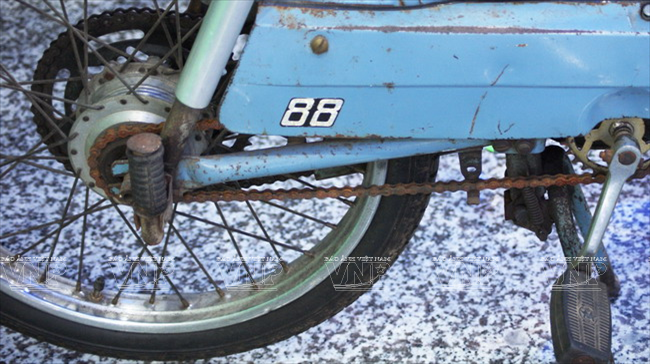 Ngắm bộ sưu tập xe gắn máy “hai thì” kỳ công nhất Việt Nam ảnh 11