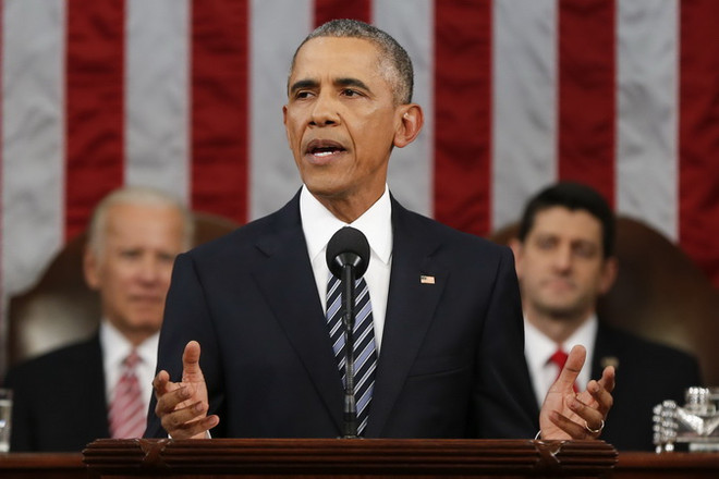 Tổng thống Mỹ Barack Obama đọc Thông điệp Liên bang. (Ảnh: AFP/TTXVN) Tổng thống Obama xin phép sử dụng lực lượng quân sự chống IS ảnh 1
