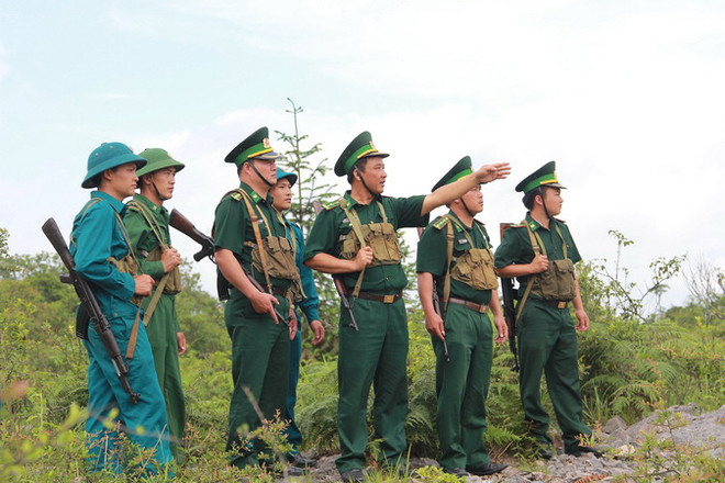 Rộn ràng Đón Xuân Ất Mùi 2015 nơi cực Bắc của Tổ quốc ảnh 1