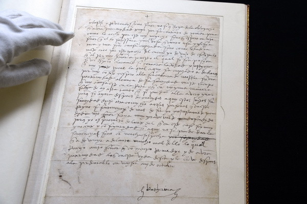 Pháp: Bán đấu giá tài liệu viết tay của những phụ nữ nổi tiếng ảnh 1