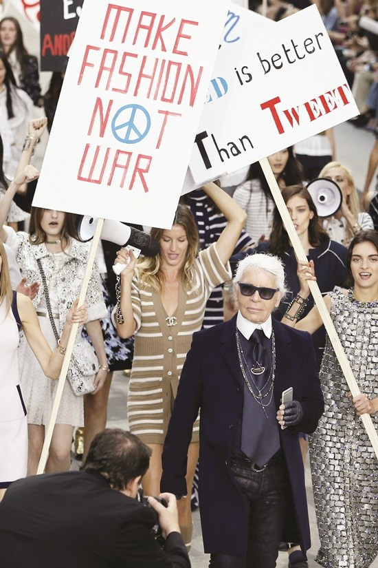 Chanel kêu gọi dùng thời trang để giành lấy nữ quyền ảnh 2