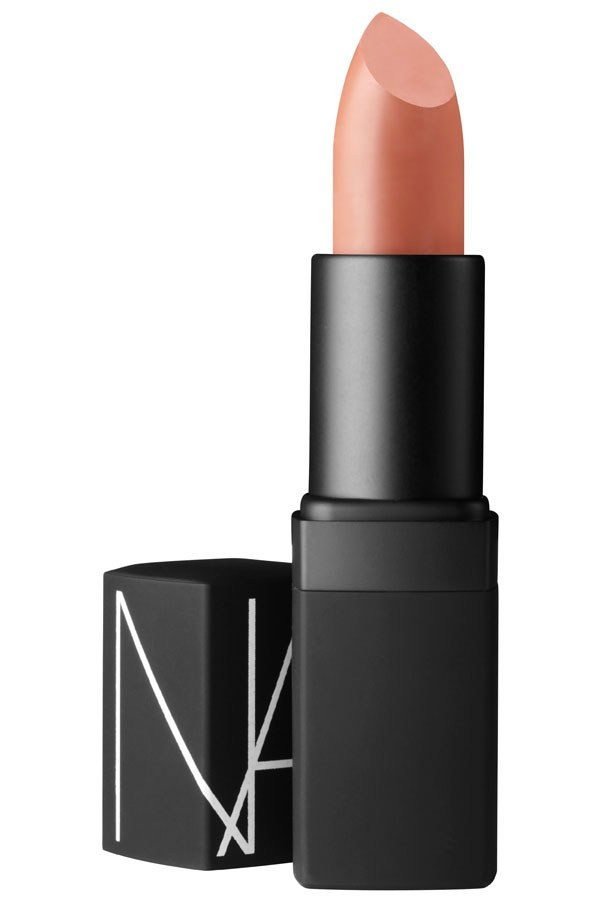 Son môi NARS màu Honolulu Honey Khám phá bí quyết đánh mắt xanh lấp lánh của Kristen Stewart ảnh 10