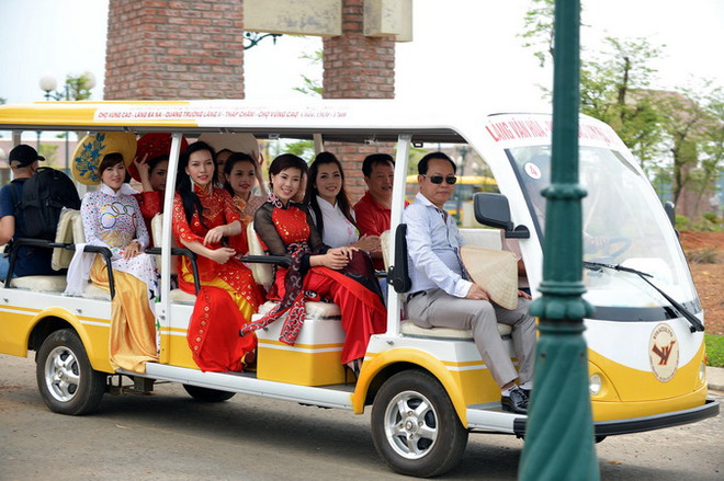 Hải Phòng đưa xe điện phục vụ khách du lịch trong dịp Tết ảnh 1