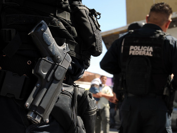 Quân đội Mexico tóm gọn 15 cảnh sát bị nghi bắt cóc doanh nhân ảnh 1