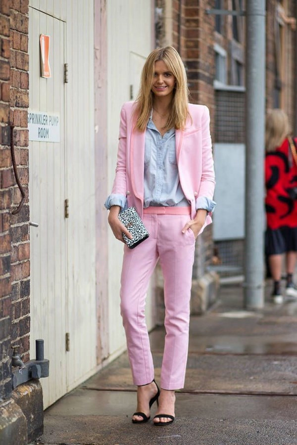 Phong cách Pantsuit: Không chỉ đơn thuần là thời trang công sở ảnh 6