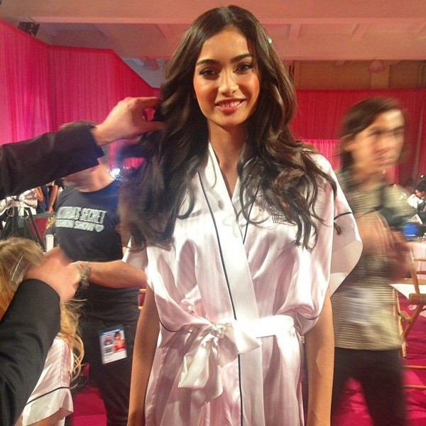 Lộ diện những "chân dài" tham gia Victoria's Secret 2014 ảnh 11