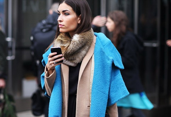 Cách phối màu nâu camel đẹp hoàn hảo cho mùa đông ảnh 10