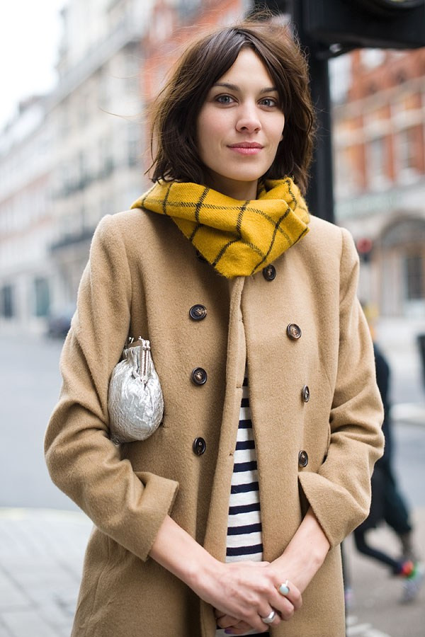 Cách phối màu nâu camel đẹp hoàn hảo cho mùa đông ảnh 11