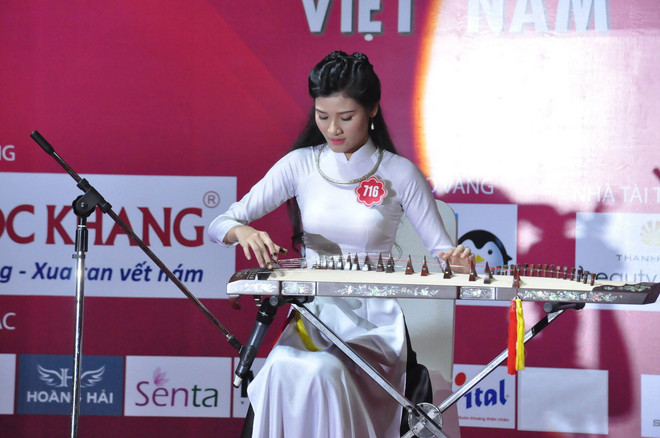 [Photo] Thí sinh Hoa hậu Việt Nam khoe tài qua phần thi tài năng ảnh 1