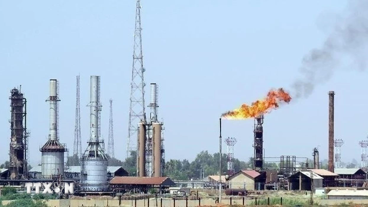 Giá dầu chạm đỉnh hai tuần do đàm phán Mỹ-Iran bế tắc