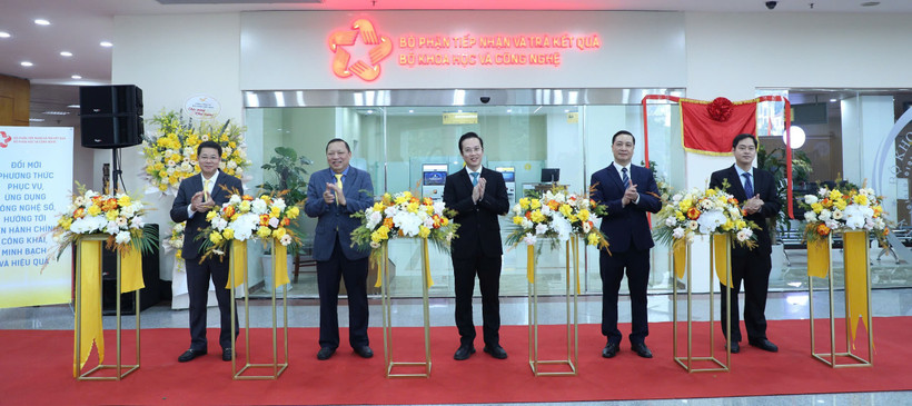 Bộ Khoa học và Công nghệ đã chính thức khai trương Bộ phận Tiếp nhận và Trả kết quả. (Ảnh: Bộ Khoa học và Công nghệ)