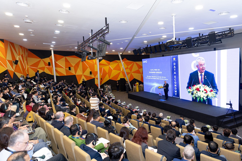 Hiệp hội Dữ liệu Quốc gia phối hợp với Trường Đại học Anh Quốc Việt Nam tổ chức Hội thảo Quốc tế về Kinh tế Dữ liệu. (Ảnh: PV/Vietnam+)