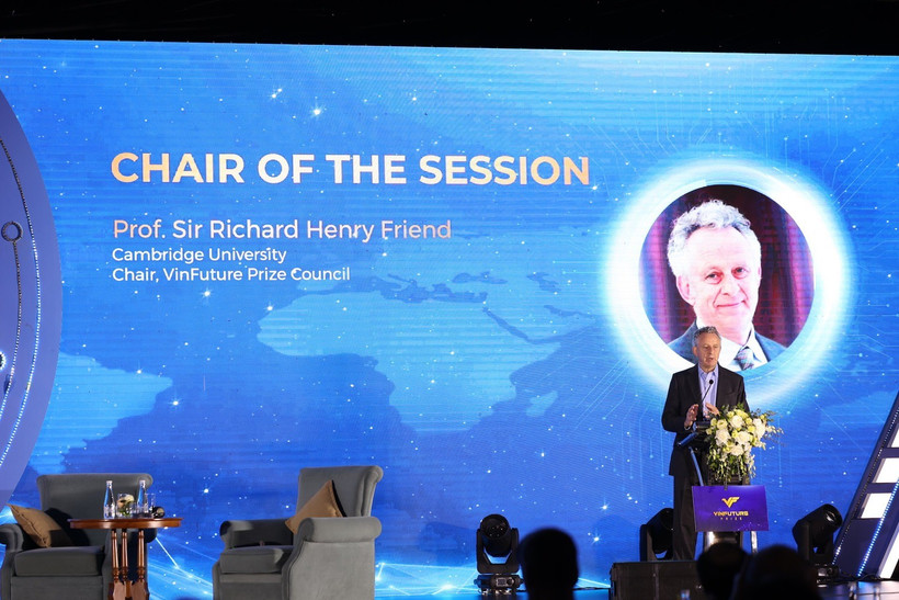 Giáo sư Richard Henry Friend - Chủ tịch Hội đồng Giải thưởng VinFuture. (Ảnh: Minh Sơn/Vietnam+)