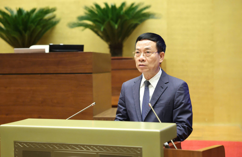 Bộ trưởng Bộ Khoa học và Công nghệ Nguyễn Mạnh Hùng phát biểu tại Quốc hội. (Ảnh: Bộ KHCN)