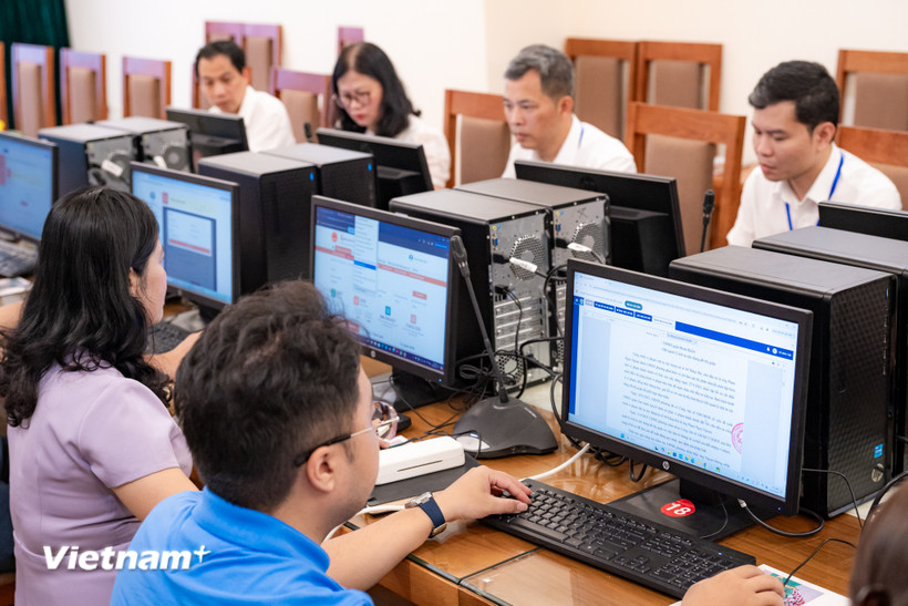 Thủ tướng Chính phủ yêu cầu yêu cầu các bộ ngành, địa phương tập trung thực hiện các nhiệm vụ trọng tâm để triển khai mô hình chính quyền địa phương 2 cấp từ ngày 1/7. (Ảnh: Minh Sơn/Vietnam+)