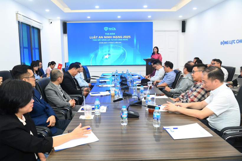 Tọa đàm Luật An ninh mạng 2025: Thúc đẩy năng lực tự chủ công nghệ." (Ảnh: PV/Vietnam+)