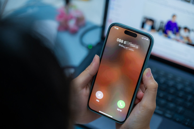 Nhiều người dùng phản ánh việc không thể nghe., gọi mạng Vinaphone. (Ảnh: Minh Sơn/Vietnam+)