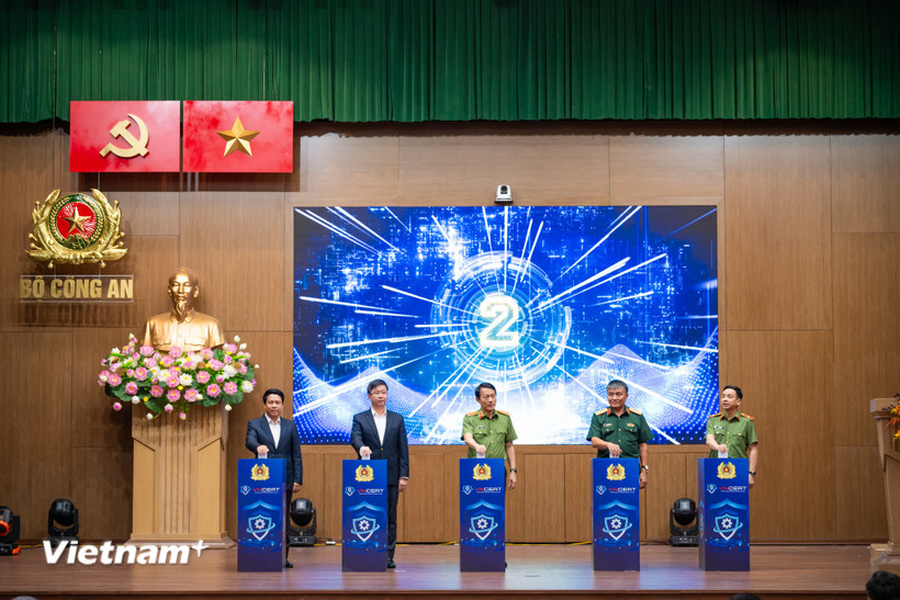 Chính thức ra mắt “Hệ thống điều hành An ninh mạng Quốc gia." (Ảnh: Minh Sơn/Vietnam+)