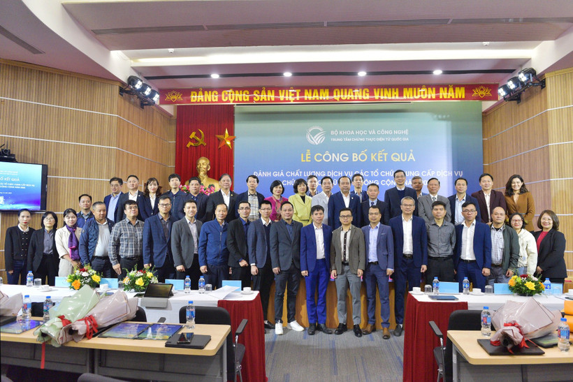 Trung tâm Chứng thực điện tử quốc gia - NEAC, Bộ Khoa học và Công nghệ tổ chức lễ công bố kết quả khảo sát, đánh giá chất lượng dịch vụ các tổ chức cung cấp dịch vụ chứng thực chữ ký số công cộng năm 2025 (CA-Index 2025). (Ảnh: PV/Vietnam+)