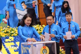 Đại hội XIV Công đoàn Việt Nam sẽ xem xét sửa đổi Điều lệ Công đoàn Việt Nam và bầu ra Ban Chấp hành Tổng Liên đoàn Lao động Việt Nam khóa XIV để lãnh đạo phong trào công nhân trong giai đoạn mới. (Ảnh: TTXVN)