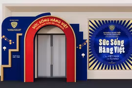 Cục Quản lý và Phát triển thị trường trong nước đã xây dựng Không gian trưng bày, livestream “Sức sống hàng Việt” nhằm kết hợp giữa trưng bày trực tiếp các sản phẩm Việt điển hình. (Ảnh: BCT/Vietnam+)