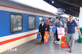 Lịch nghỉ lễ Tết hàng năm áp dụng theo quy định của Bộ Luật Lao động. (Ảnh minh họa: Thanh Vũ/TTXVN)