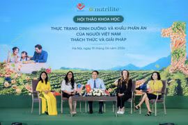 Các chuyên gia thảo luận về thực trạng dinh dưỡng và khẩu phần ăn của người Việt Nam. (Ảnh: PV/Vietnam+)