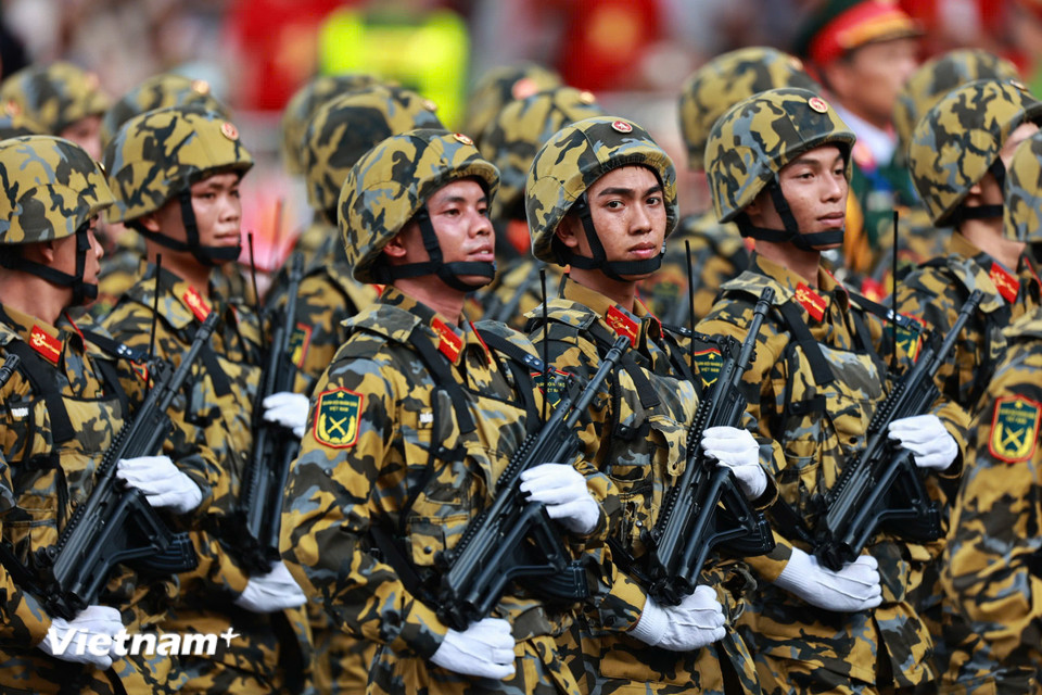 Với bản lĩnh phi thường, tinh thần quả cảm, Bộ đội Đặc công mãi là niềm tự hào của Quân đội Nhân dân Việt Nam anh hùng. (Ảnh: PV/Vietnam+)