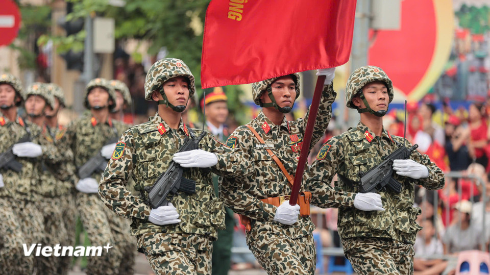 Đây là lực lượng tinh nhuệ, chuyên huấn luyện và thực hiện các nhiệm vụ đặc biệt như đột kích, trinh sát, phá hoại, chống khủng bố và tác chiến trong điều kiện đặc biệt. (Ảnh: PV/Vietnam+)