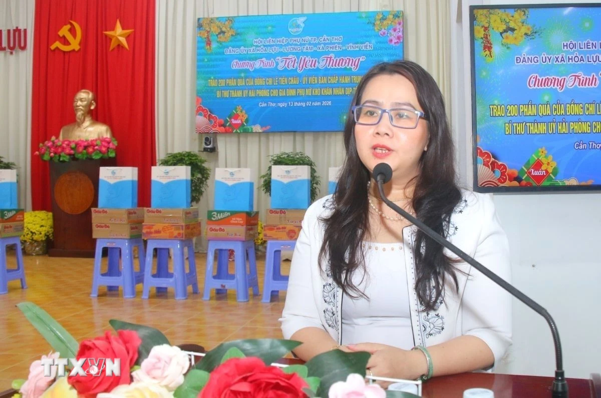 Tết Tây: Đong Đầy Yêu Thương Qua Những Món Quà Ý Nghĩa
