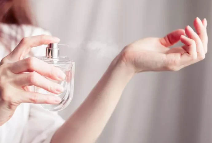 Tây Ban Nha triệt phá nhà máy sản xuất nước hoa giả lớn nhất châu Âu