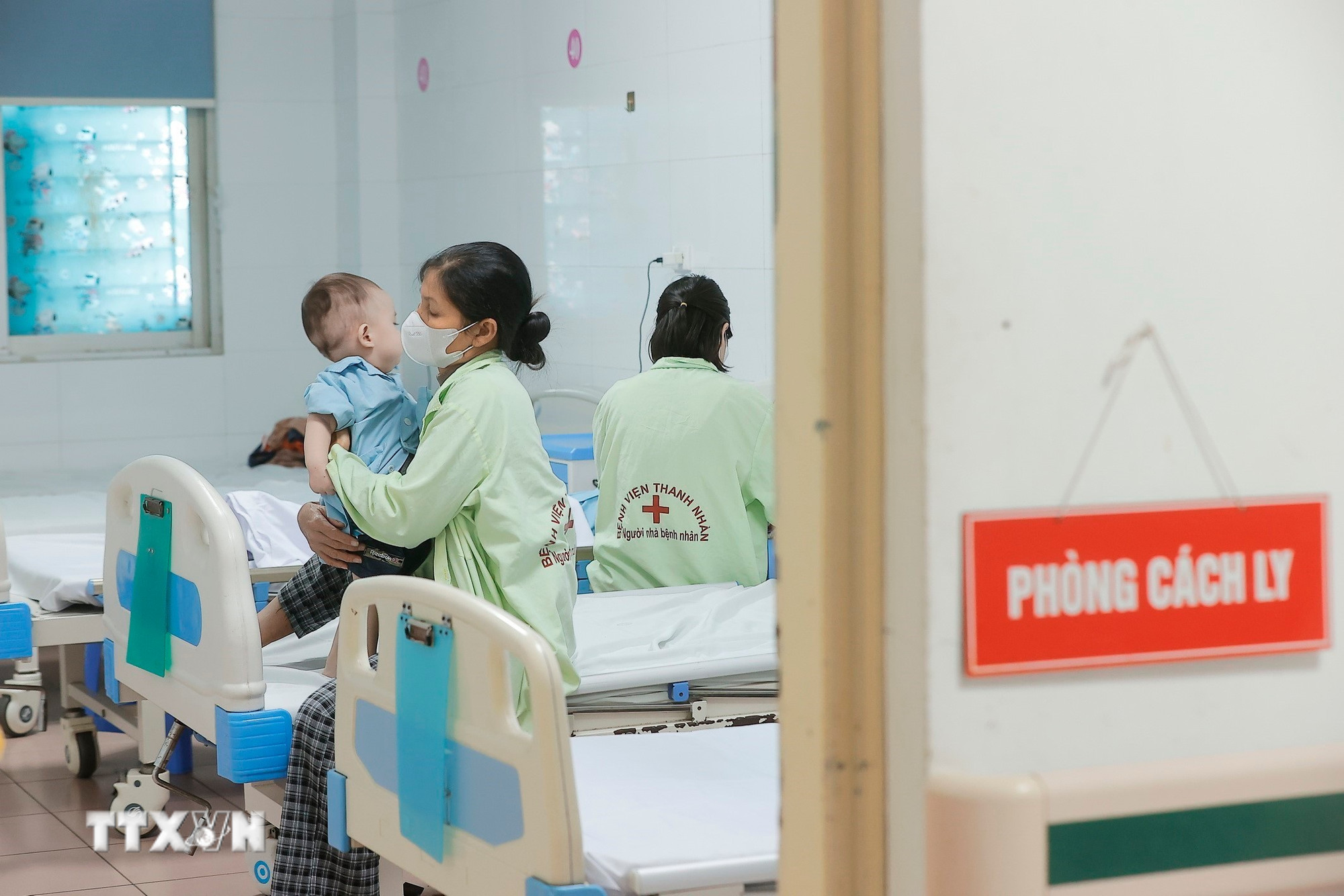 Luật Phòng bệnh được xây dựng đáp ứng yêu cầu thực tiễn về phòng, chống bệnh truyền nhiễm trong tình hình mới. (Ảnh: Minh Quyết/TTXVN)