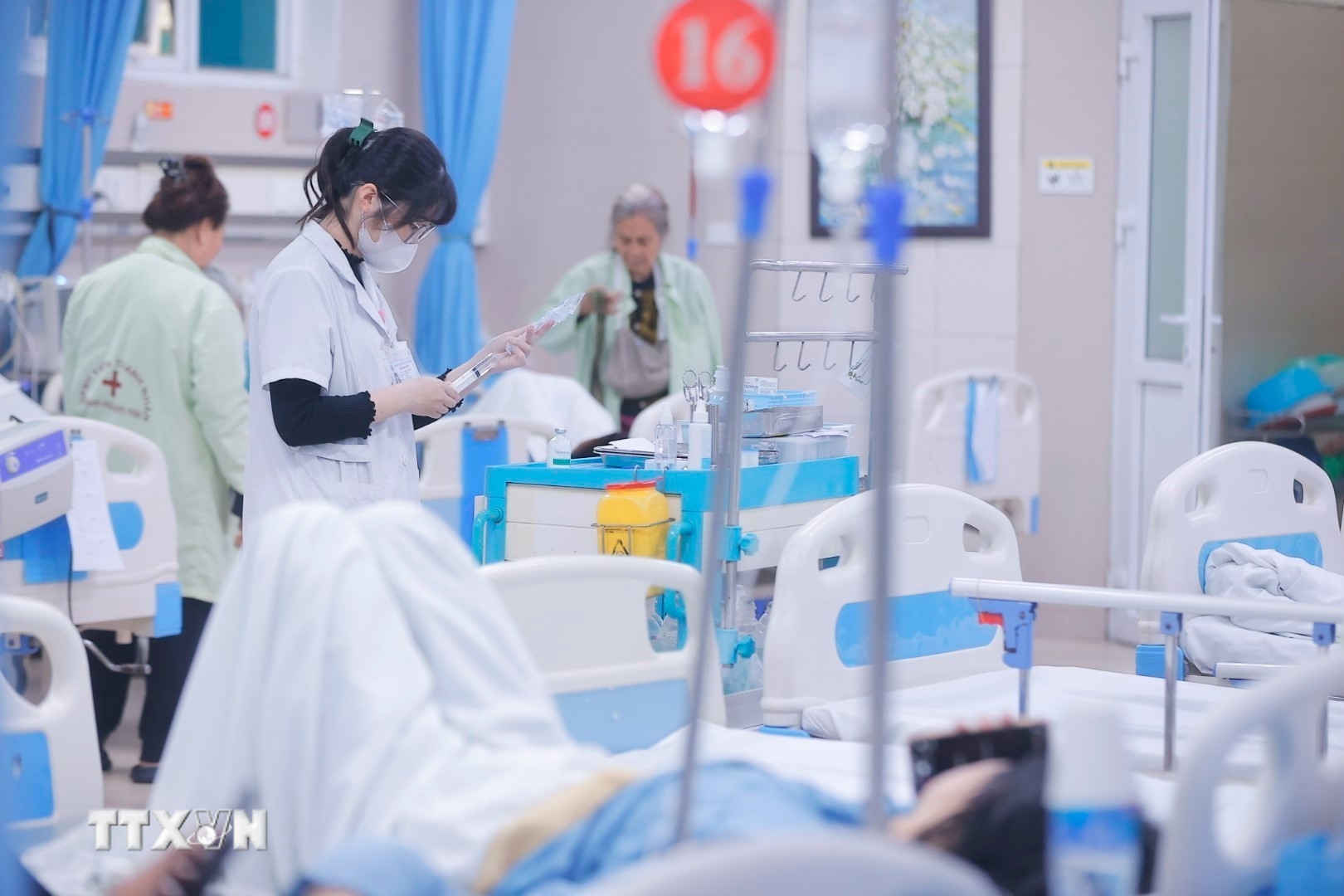 Khu vực tiếp nhận bệnh nhân cấp cứu tại một bệnh viện. (Ảnh: TTXVN/Vietnam+)