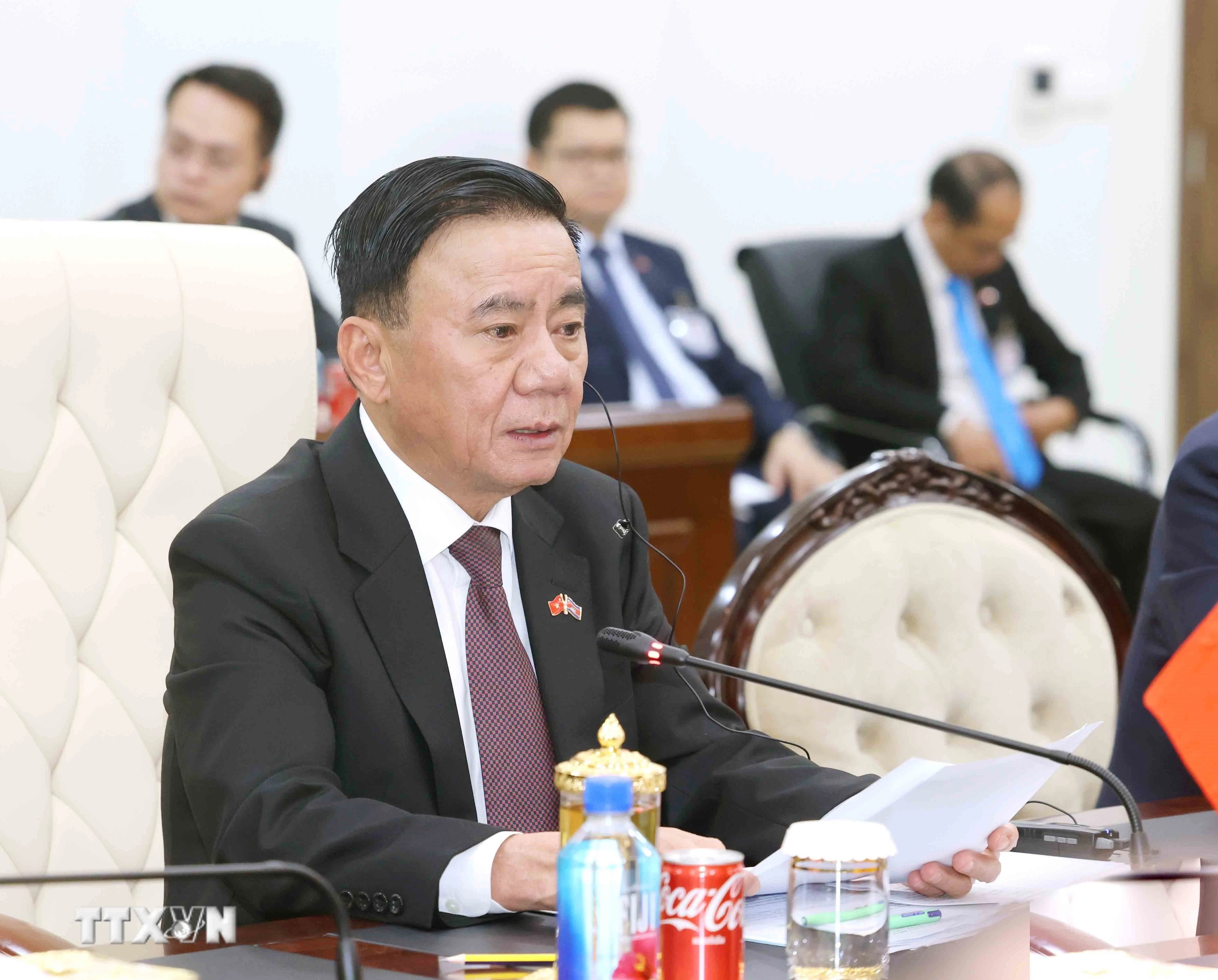Thường trực Ban Bí thư Trần Cẩm Tú hội đàm với Phó Chủ tịch Đảng Cộng sản Trung Quốc