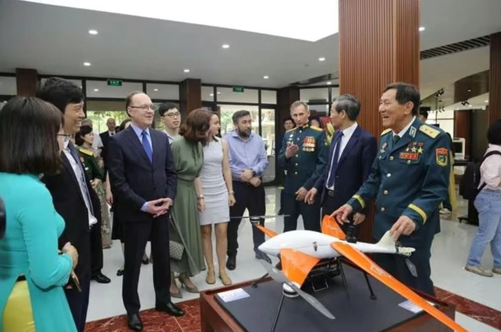 Triển lãm chuyến bay liên hợp 37 biểu tượng hợp tác vũ trụ Việt - Nga