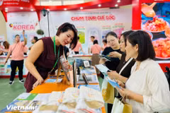 Hoạt động xúc tiến, quảng bá tại các hội chợ quốc tế được kỳ vọng góp phần mở cơ hội hợp tác cho kinh tế du lịch. (Ảnh minh họa: Xuân Mai/Vietnam+)