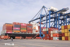 Cảng Container Quốc tế Tân Cảng Hải Phòng (TC-HICT) là cảng nước sâu đầu tiên vận hành tại miền Bắc có thể tiếp nhận tàu trọng tải lớn trên 145.000 tấn. (Ảnh: Minh Thu/TTXVN)