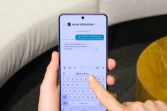 Galaxy AI có thể hiểu ngữ cảnh, chủ động đưa ra gợi ý và tự động xử lý nhiều tác vụ ở chế độ nền. (Ảnh: PV/Vietnam+)