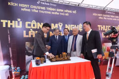 Gian hàng Thủ công mỹ nghệ làng nghề trong chương trình “Gian hàng số - nâng tầm thương nhân Thủ đô." (Ảnh: Tiktok Shop)
